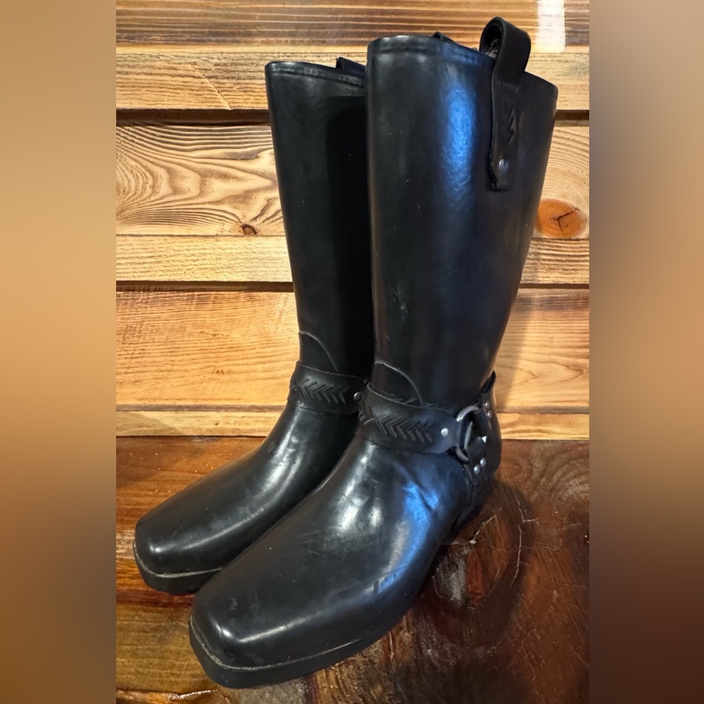 Black Harness Waterproof Pull-On Rain Boots